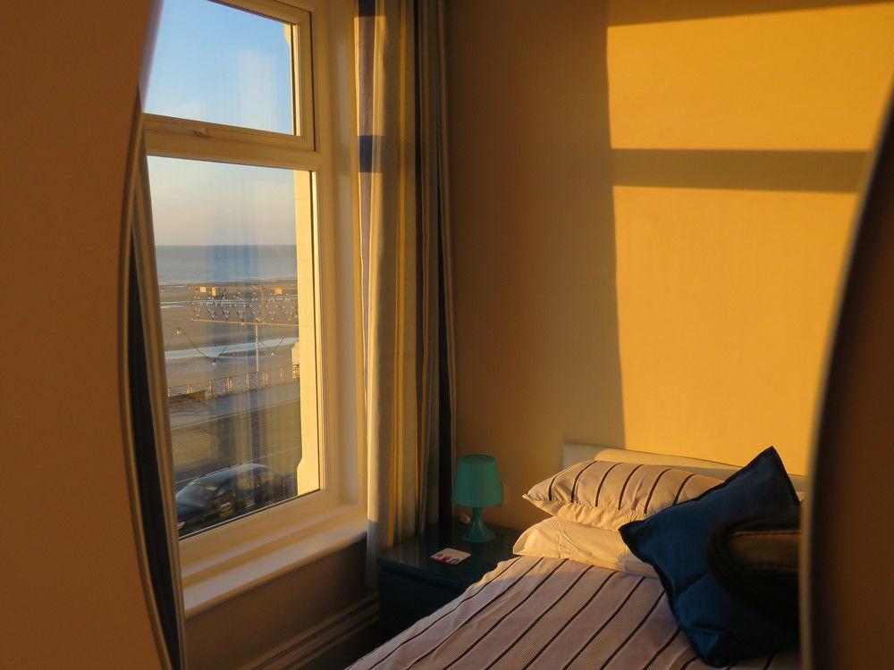 Bed and Breakfast The Coast Blackpool Exterior foto